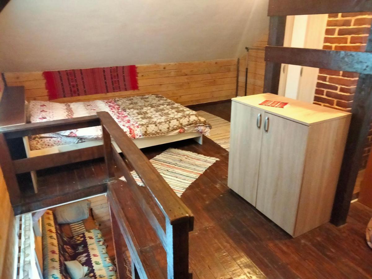 Casa Piscul Lupului Villa Pucioasa Kültér fotó