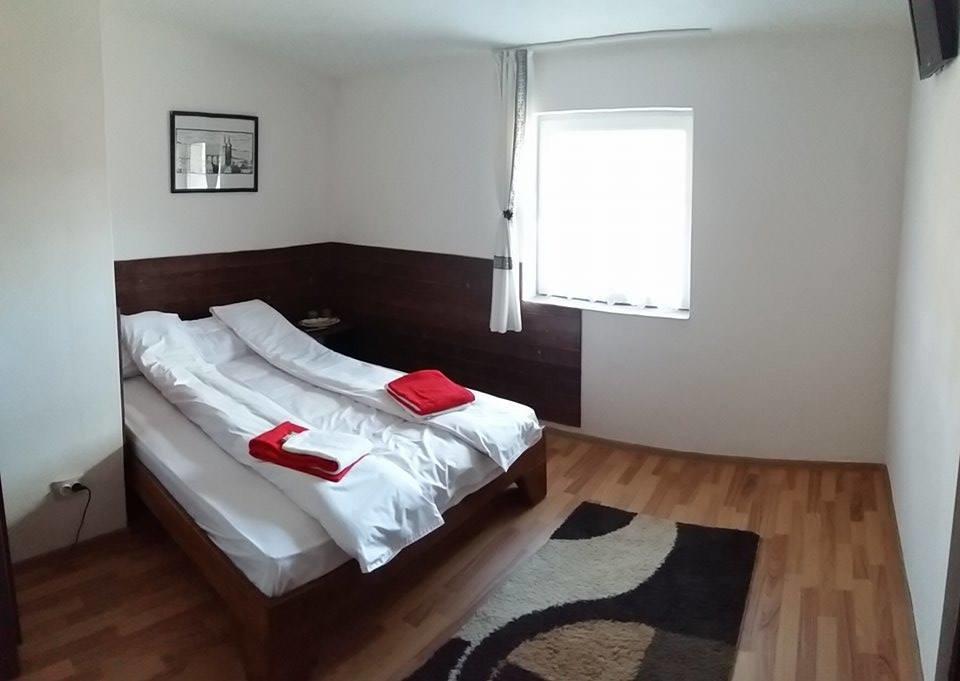 Casa Piscul Lupului Villa Pucioasa Kültér fotó