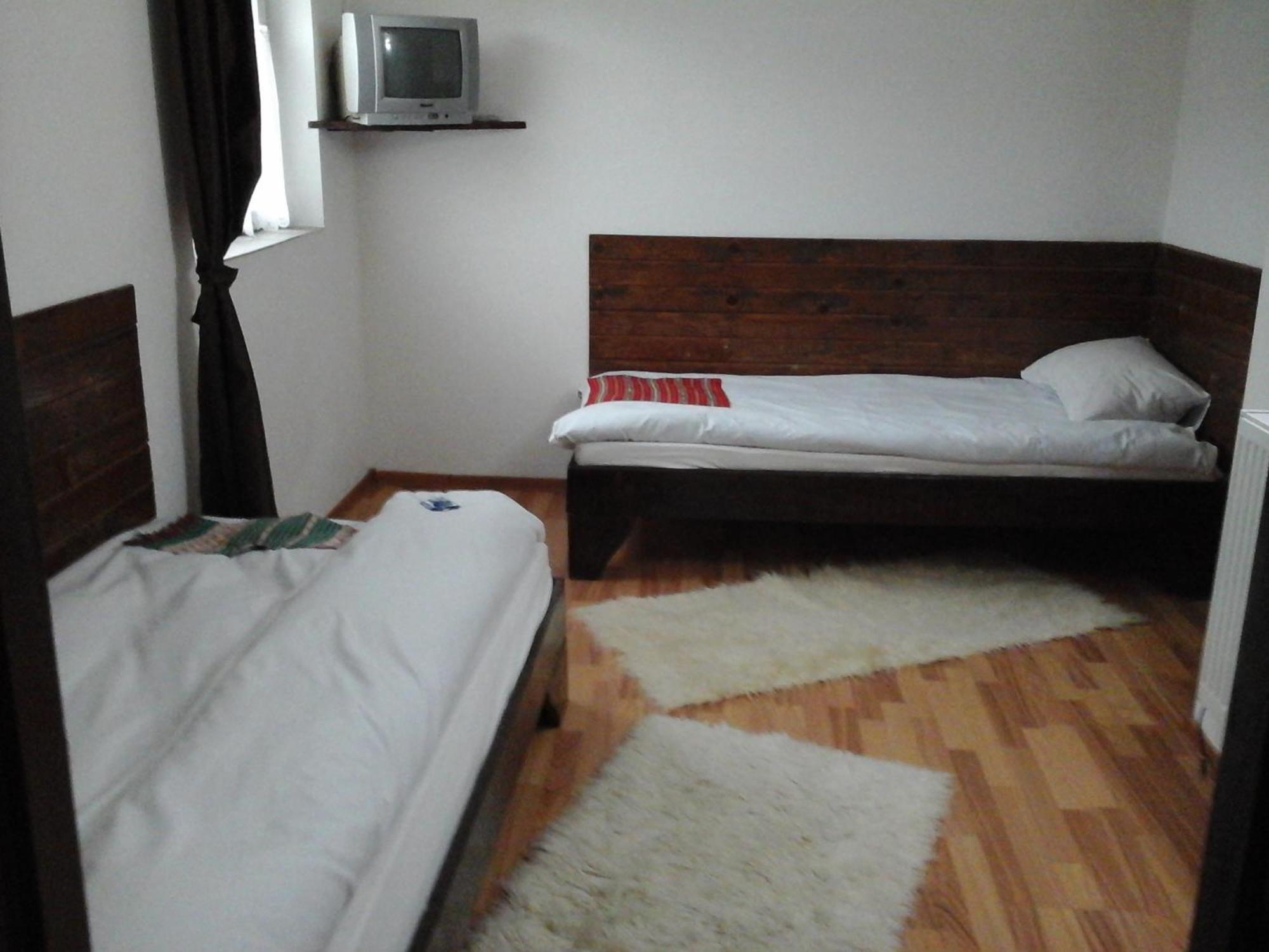 Casa Piscul Lupului Villa Pucioasa Kültér fotó